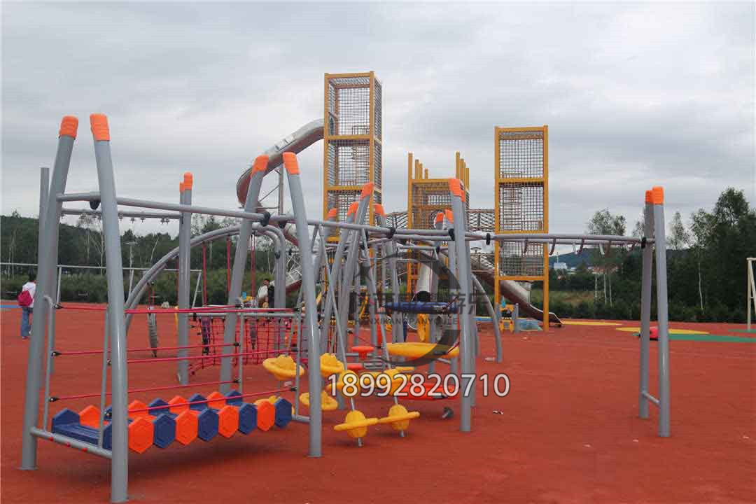 兒童游樂(lè)設(shè)施