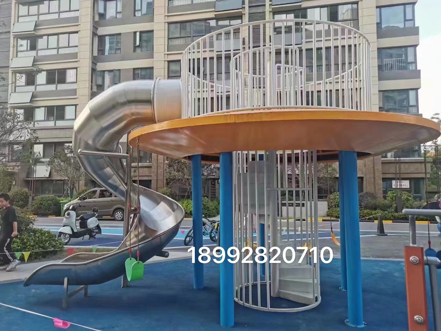 兒童戶外運(yùn)動(dòng)設(shè)備