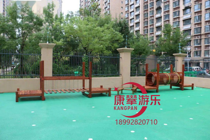 幼兒園游樂(lè)設(shè)施