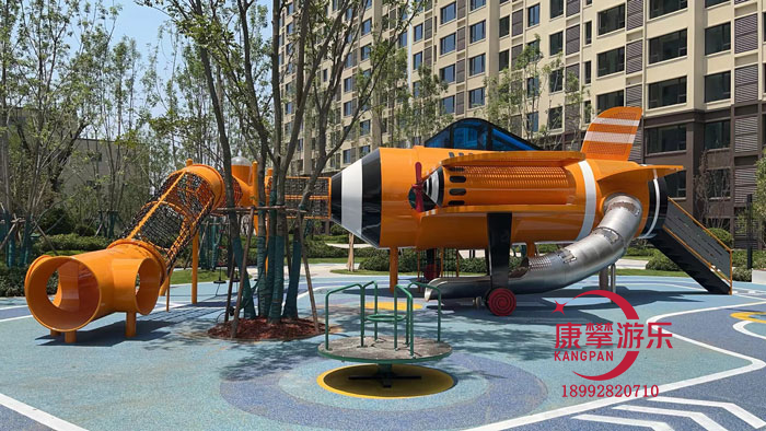 幼兒園非標(biāo)滑梯