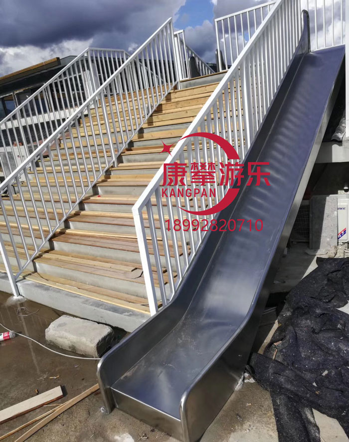 戶外小區(qū)不銹鋼設備