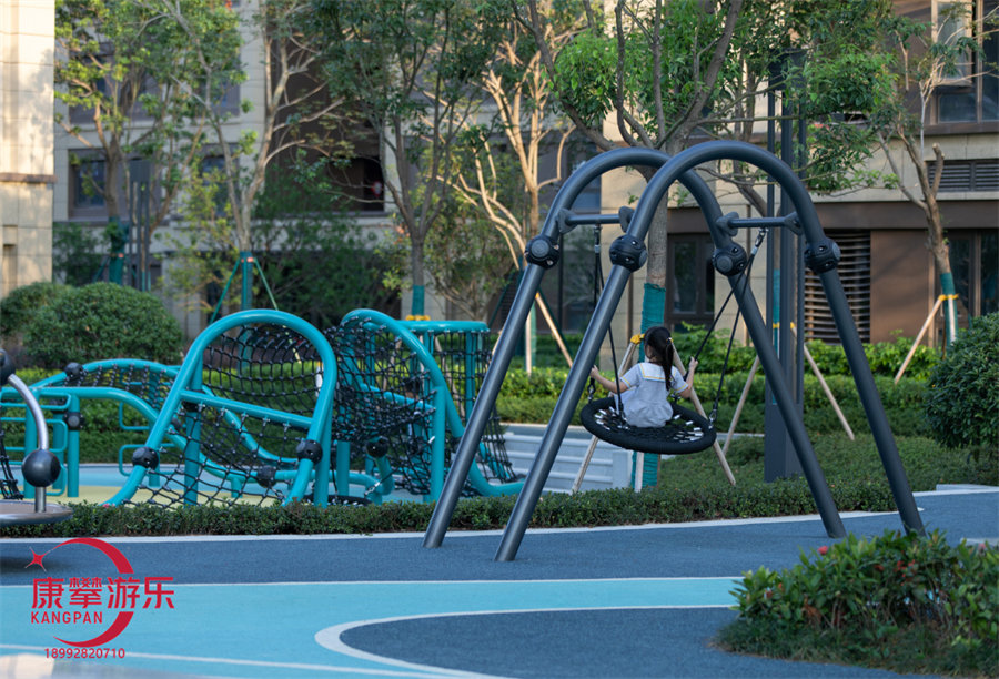 戶外拓展游樂設(shè)備