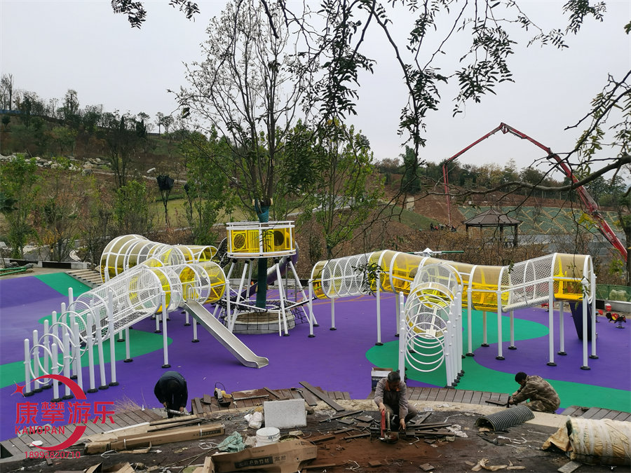 戶外拓展游樂設(shè)備