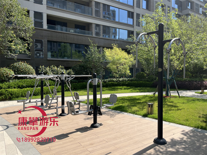 戶外健身器材