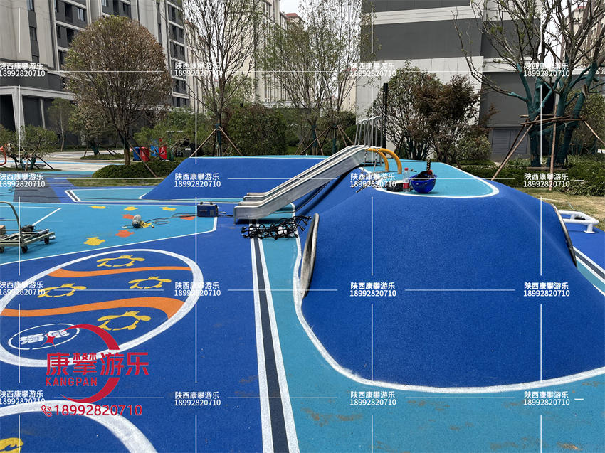 微地形不銹鋼滑梯鉆洞